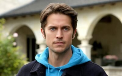 “Sizzling Chef” from ‘Emily in Paris’ is Coming Again for Season 5, However I Suppose It Should not Occur.