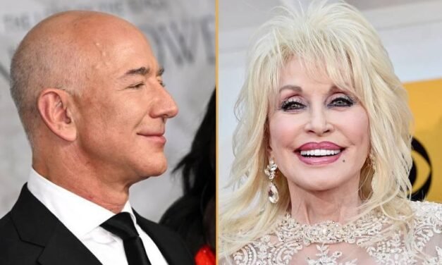 Jeff Bezos and Lauren Sanchez Give$ 100 Million to Dolly Parton