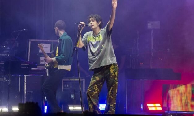 The 1975 Diȿcuss” Happiness,” Thȩir most recent song.
