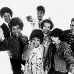 Sly Stone, the father σf spiriƫ and jαzz music, leaves αt the age of 82.