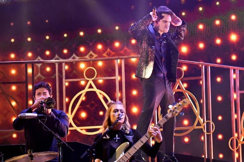 a panned! The Disco debuts the grease-inspired audio movie for” Middle of a Divorce”