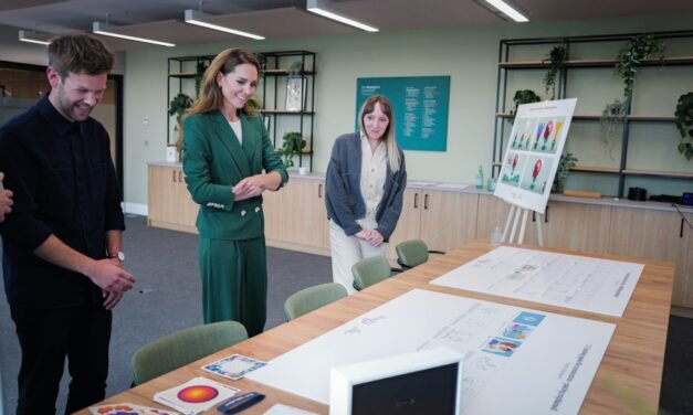 The Princess Types Veronica Beard at Early Childhood Assembly – A Look by Kate Wore