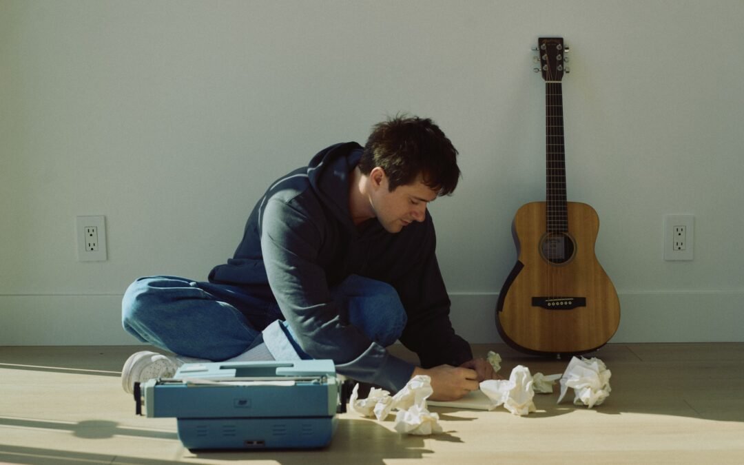 Produces Highly planned fan favorites: Alec Benjamin