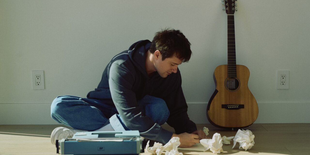 Produces Highly planned fan favorites: Alec Benjamin