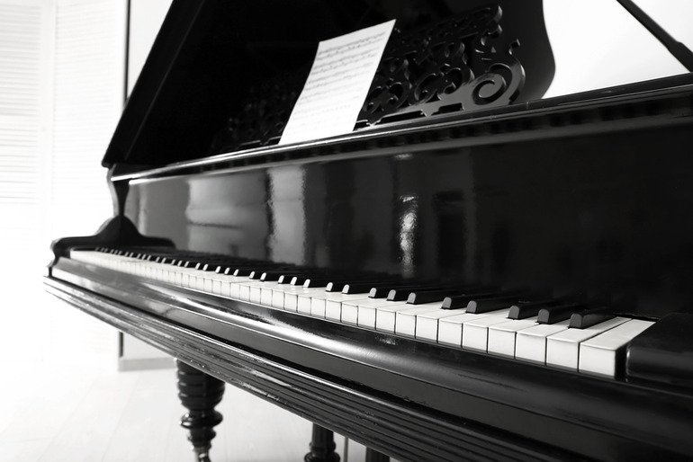 Contrasting Classical and Rock Piano Studying Approaches
