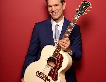 Chris Isaak’s 2025 Vacation Tour: Selling Pet Adoption Occasions