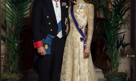 A Look at Kate’s Ensemble at State Dinner: The Princess Dons Phillipa Lepley