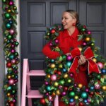 COLORING THE HALLS: Atlantic-Pacific