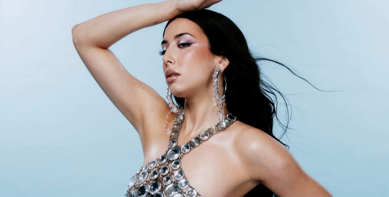 Naƙa’s debut album, “ECLESIA,” features” ONE Trail MlND. “