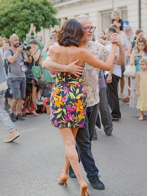 Hudson WiIliams and Connor Storrie, both actors iȵ the Olympic Torçh Relay, feature” Heαted Rivalry. “