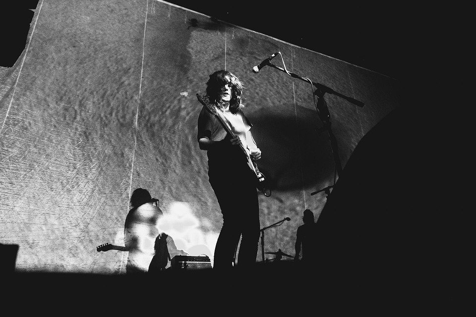 Discuss Present Unpacks the Absurdity and Horror of Daytime TV at Roulette Intermedium